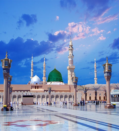 7 Nights 4 Star December Umrah Package